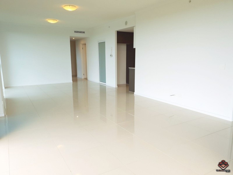 25-31 East Quay Drive, Biggera Waters QLD 4216