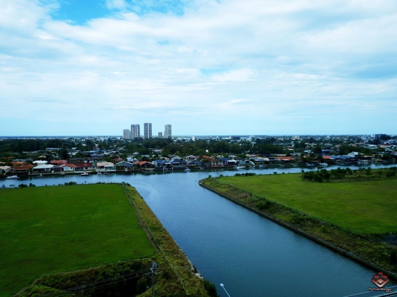 25-31 East Quay Drive, Biggera Waters QLD 4216