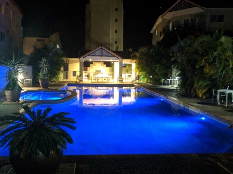 522 Marine Parade, Biggera Waters QLD 4216