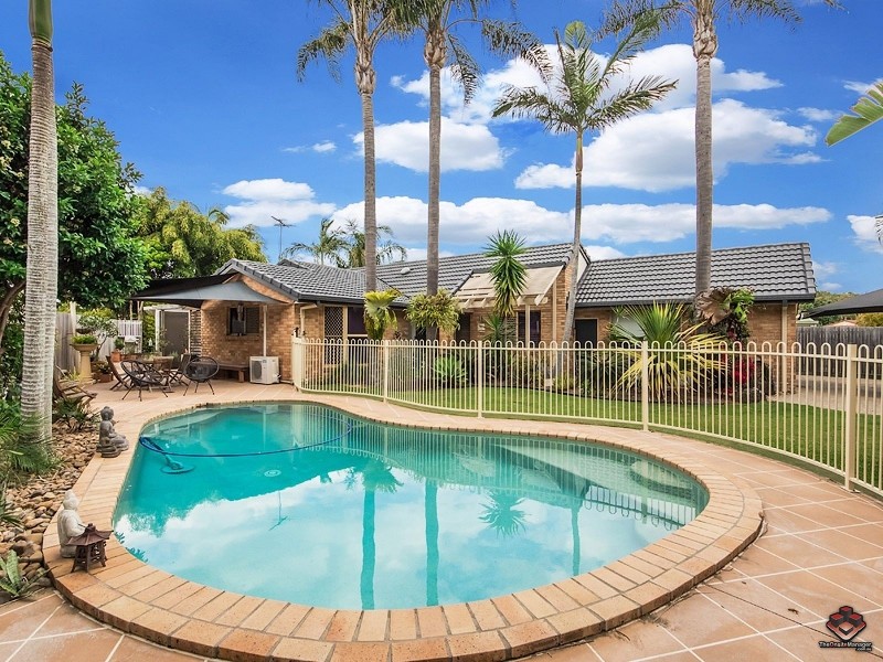 23 Sundown Drive, Paradise Point QLD 4216