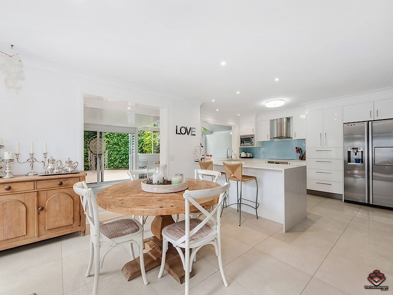 23 Sundown Drive, Paradise Point QLD 4216