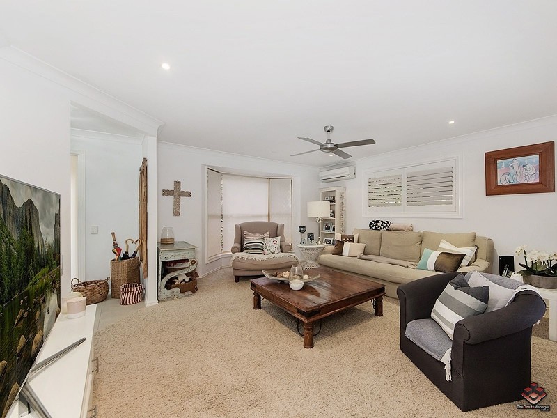 23 Sundown Drive, Paradise Point QLD 4216