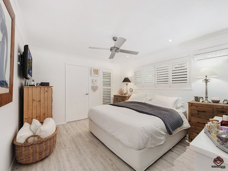 23 Sundown Drive, Paradise Point QLD 4216