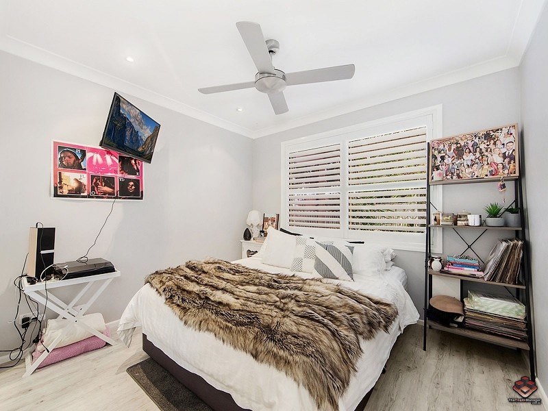 23 Sundown Drive, Paradise Point QLD 4216