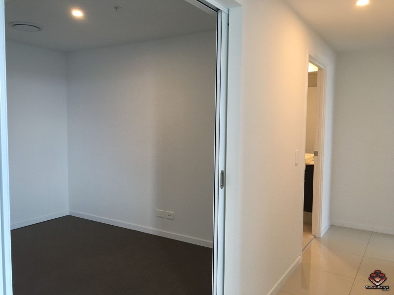 25 East Quay Drive, Biggera Waters QLD 4216