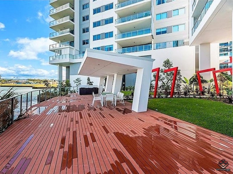 25 East Quay Drive, Biggera Waters QLD 4216