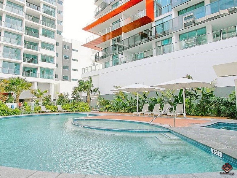 25 East Quay Drive, Biggera Waters QLD 4216