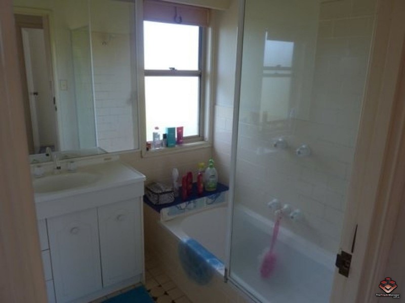 75 Brown Street, Labrador QLD 4215