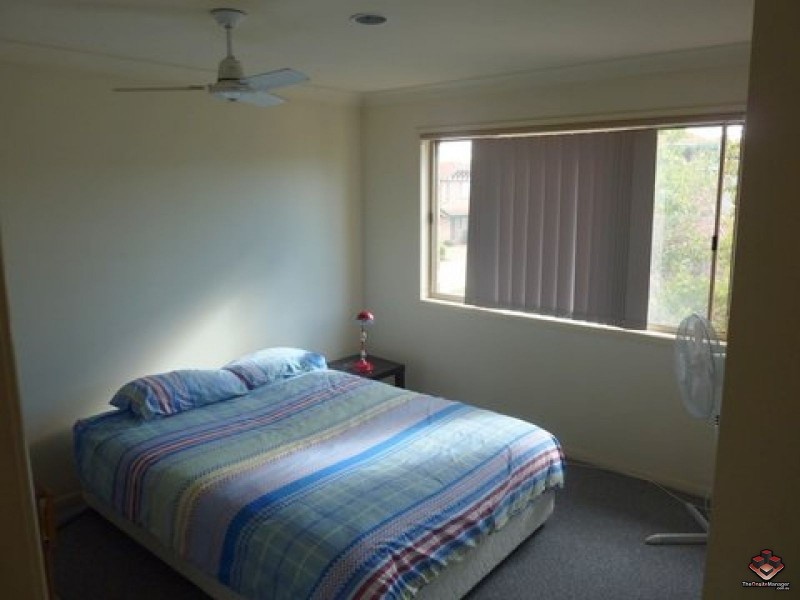 75 Brown Street, Labrador QLD 4215