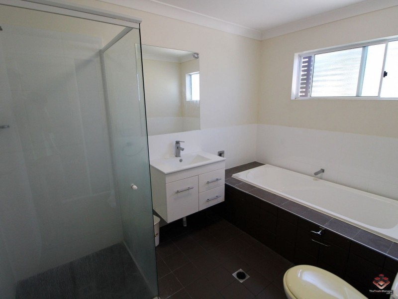 65 Manooka Drive, Cannonvale QLD 4802