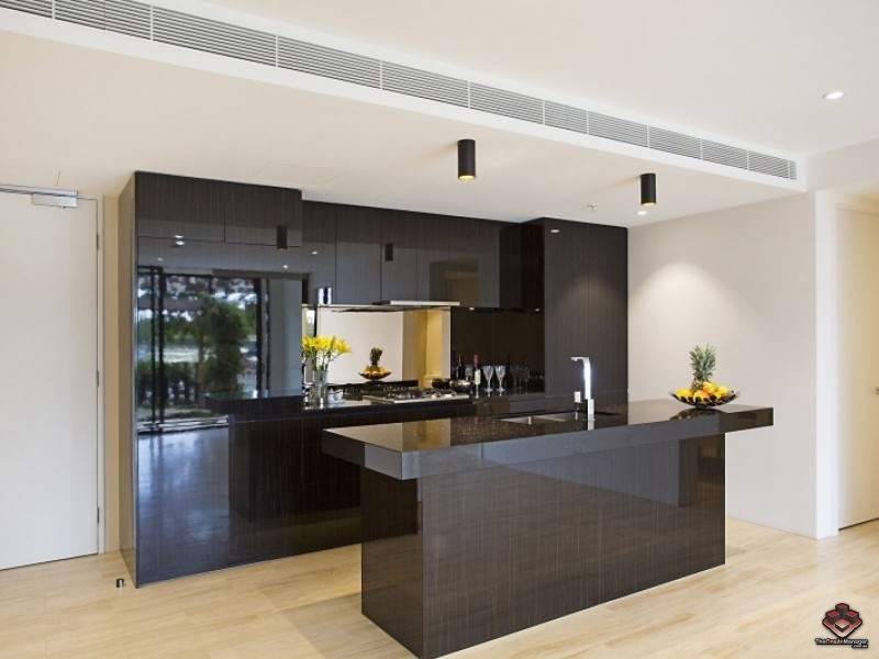 1 Marina Drive, Benowa QLD 4217