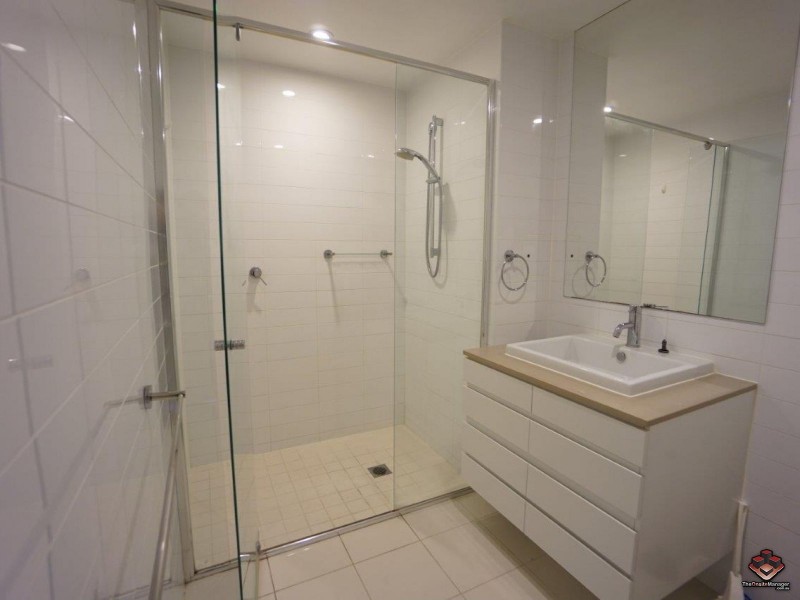 37C Harbour Road, Hamilton QLD 4007