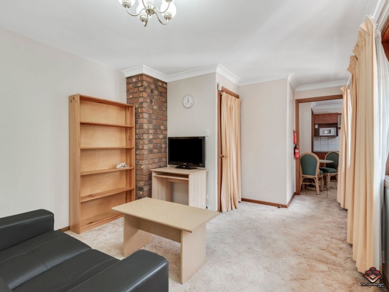 14 Barrett Street, Robertson QLD 4109