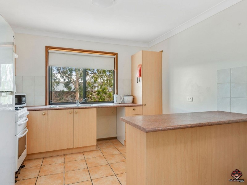 29 Barrett Street, Robertson QLD 4109