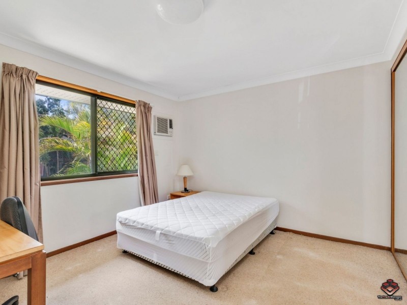29 Barrett Street, Robertson QLD 4109