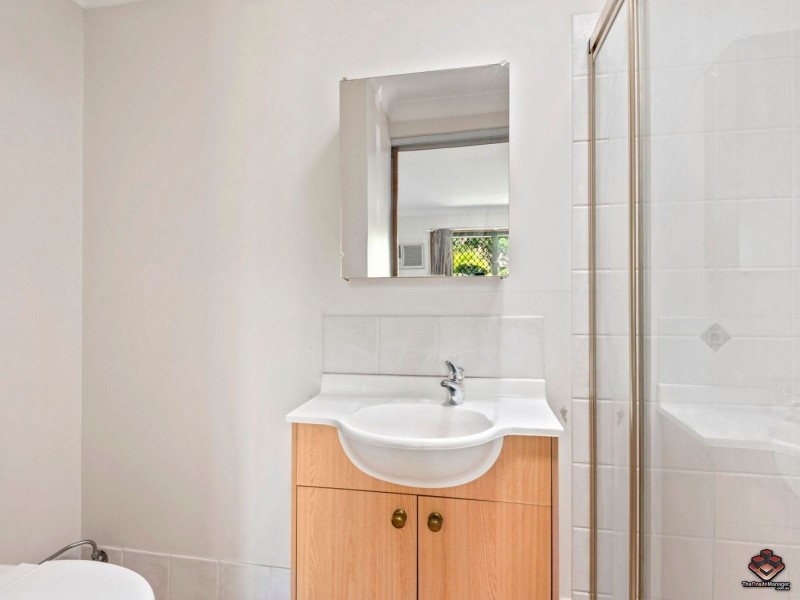 29 Barrett Street, Robertson QLD 4109