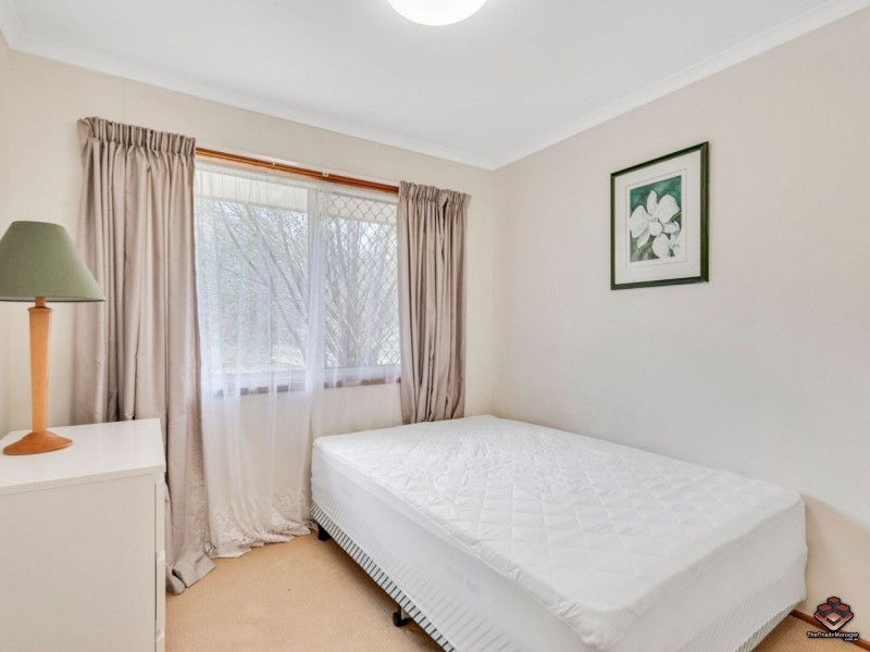 39 Barrett Street, Robertson QLD 4109