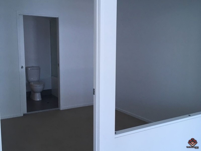 2 East Quay Drive, Biggera Waters QLD 4216