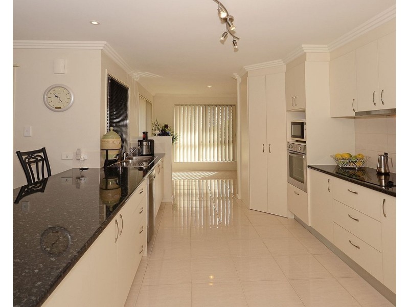 44 Picadilly Circuit, Urraween QLD 4655