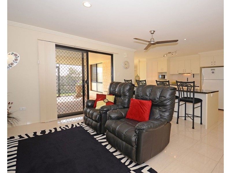 44 Picadilly Circuit, Urraween QLD 4655