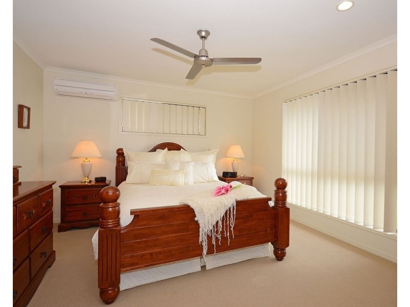 44 Picadilly Circuit, Urraween QLD 4655