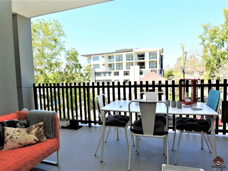 52 Grantson Street, Windsor QLD 4030