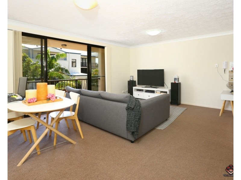 38 Labrador Street, Labrador QLD 4215