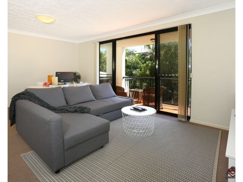 38 Labrador Street, Labrador QLD 4215