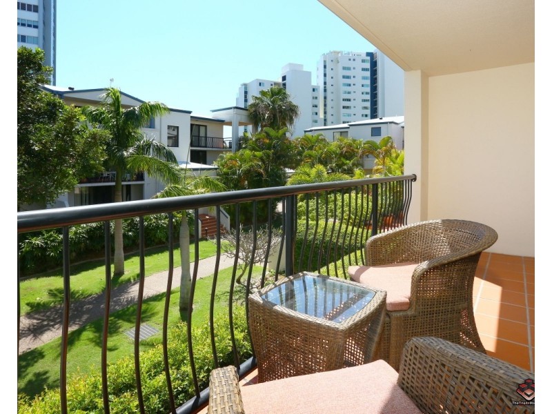 38 Labrador Street, Labrador QLD 4215