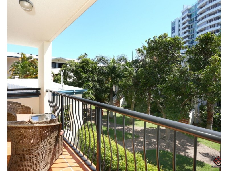 38 Labrador Street, Labrador QLD 4215