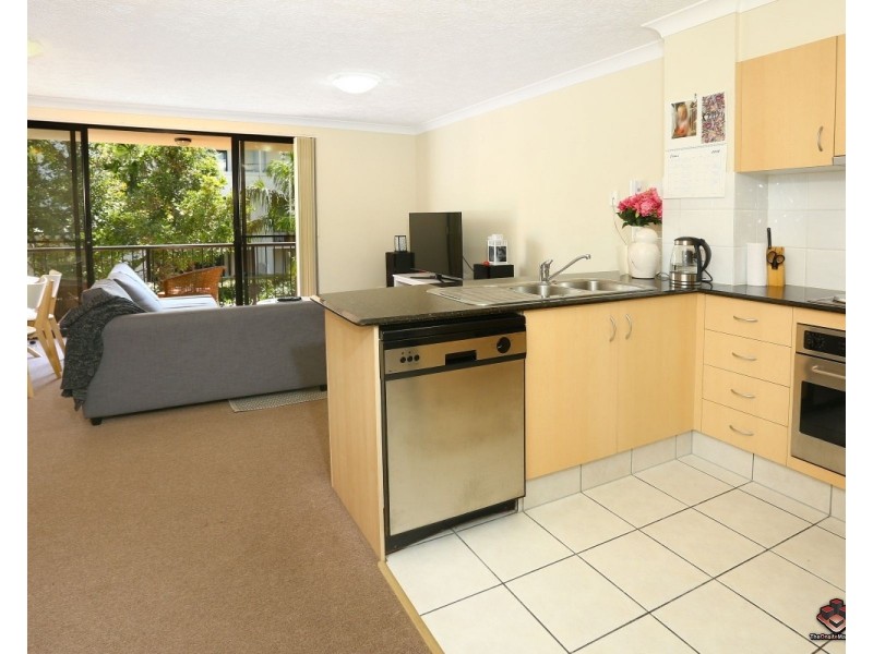 38 Labrador Street, Labrador QLD 4215