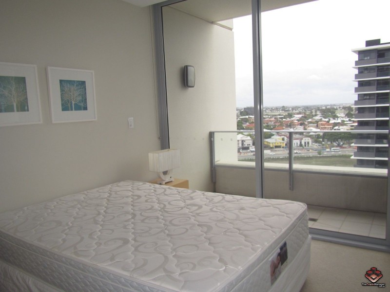 37c Harbour Road, Hamilton QLD 4007