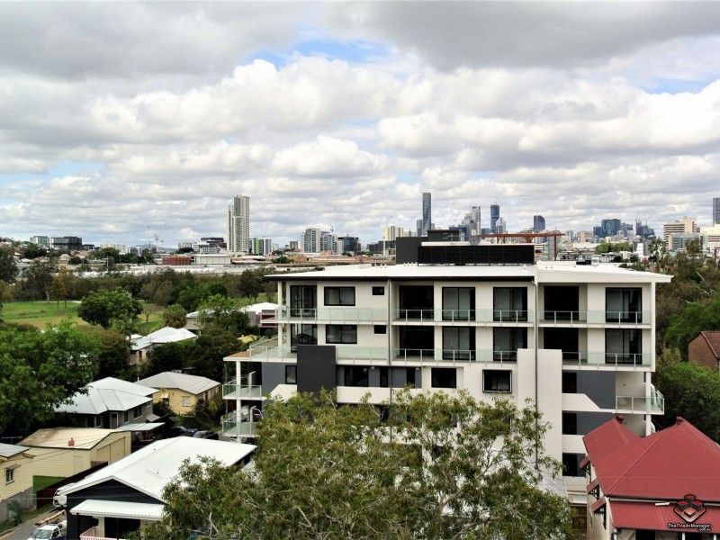 52 Grantson Street, Windsor QLD 4030