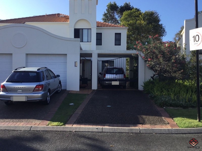 Hope Island QLD 4212