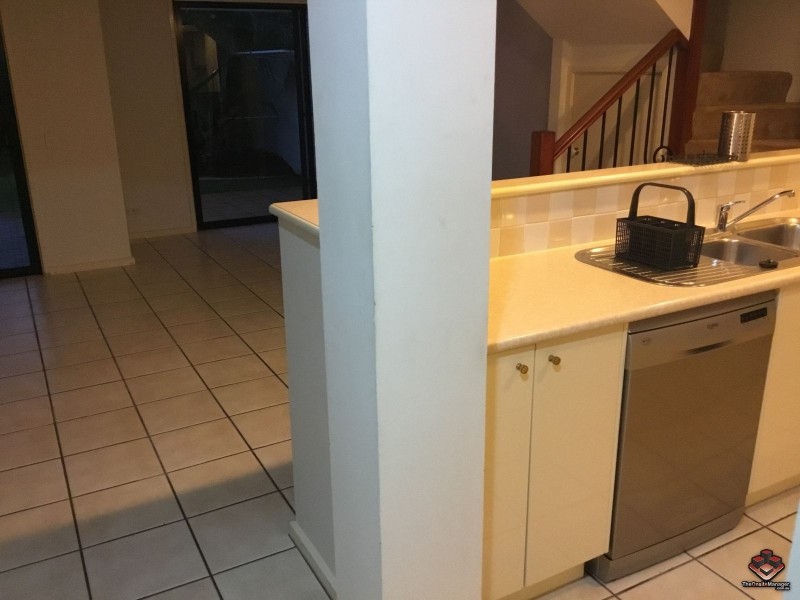 Hope Island QLD 4212