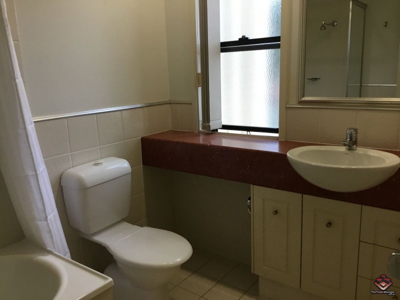 Hope Island QLD 4212