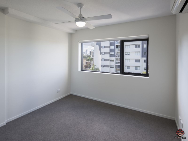 37 Regent Street, Woolloongabba QLD 4102