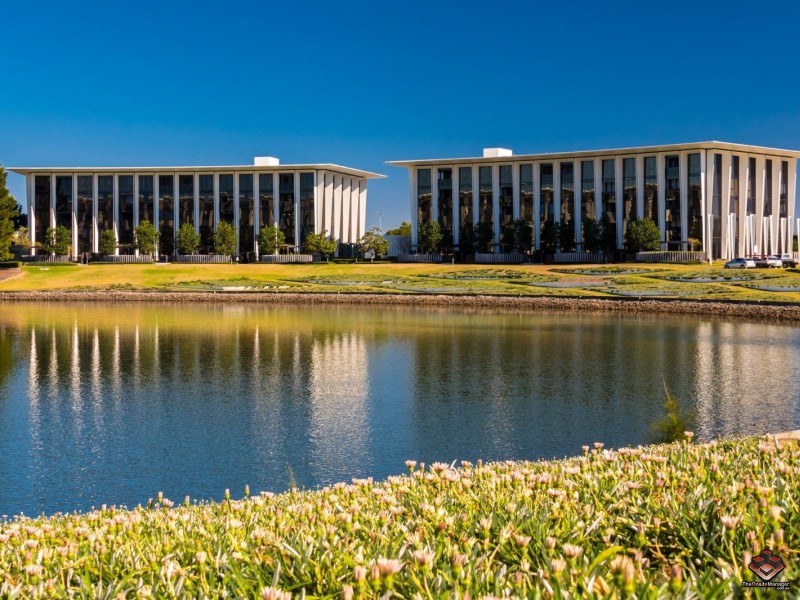 1 Marina Drive, Benowa QLD 4217