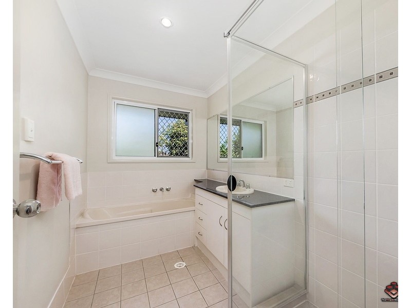 11 Diamond Sand Drive, Upper Coomera QLD 4209