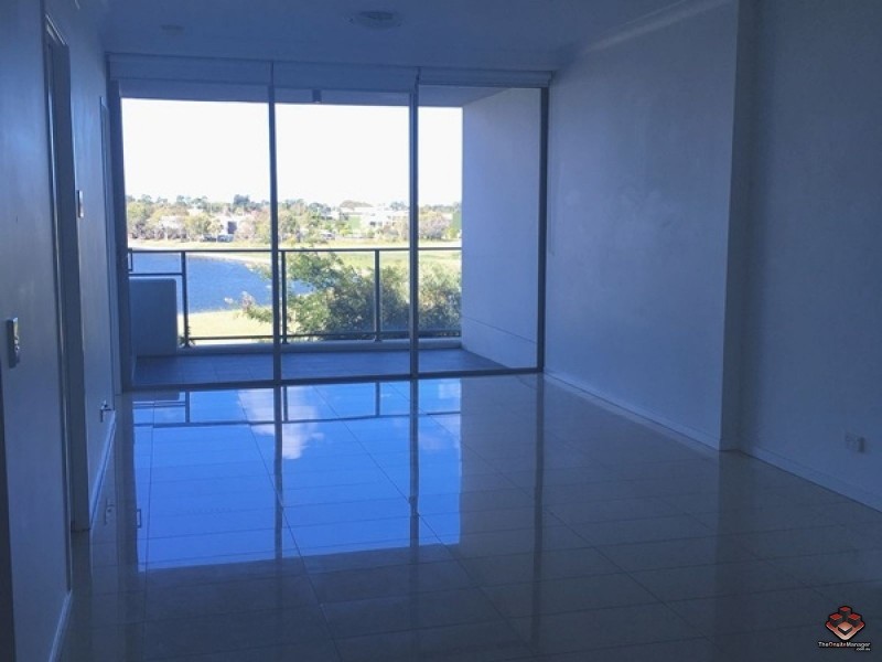2 East Quay Drive, Biggera Waters QLD 4216
