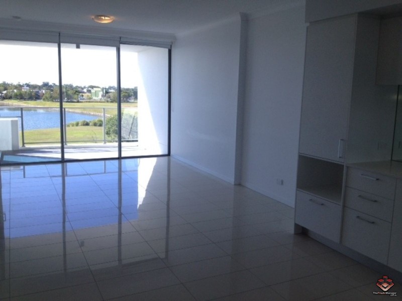 2 East Quay Drive, Biggera Waters QLD 4216