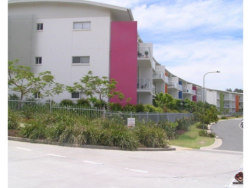 98 University Drive, Varsity Lakes QLD 4227