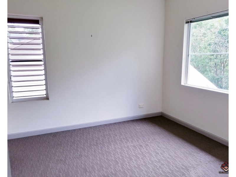 193-199 Mayers Street, Manoora QLD 4870