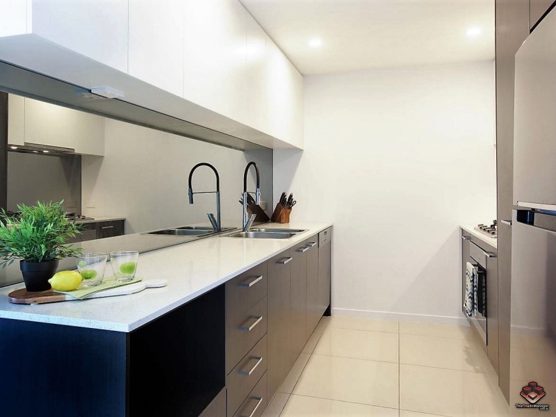 25 East Quay Drive, Biggera Waters QLD 4216
