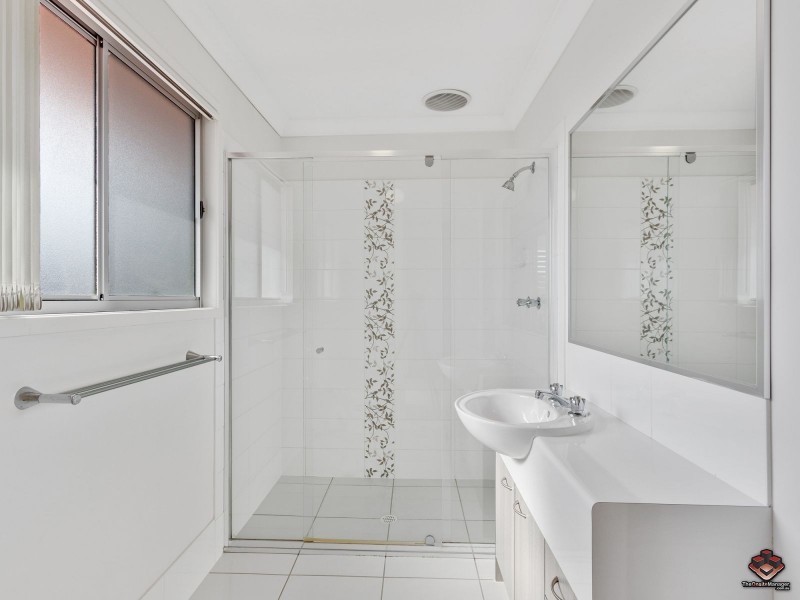 1 Bass Court, North Lakes QLD 4509
