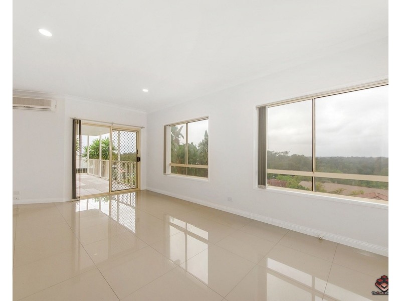 47 Oregon Way, Oxenford QLD 4210