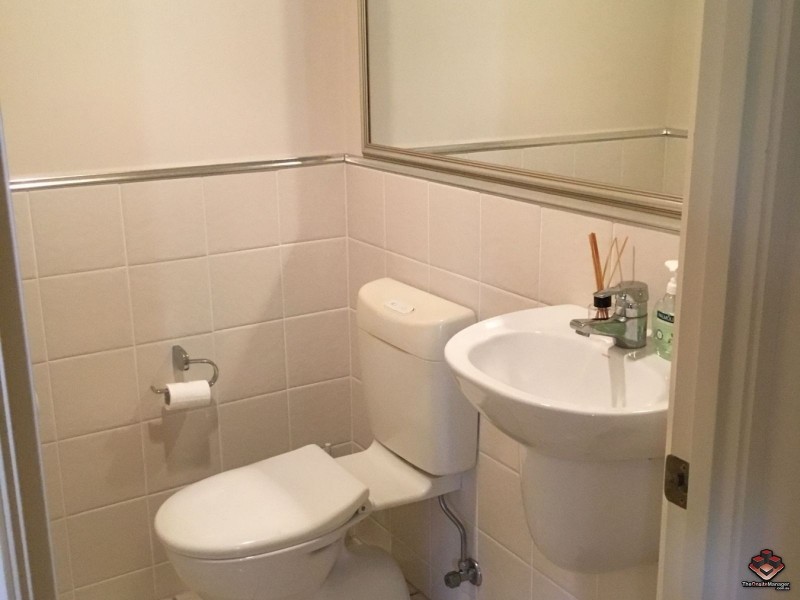 Hope Island QLD 4212