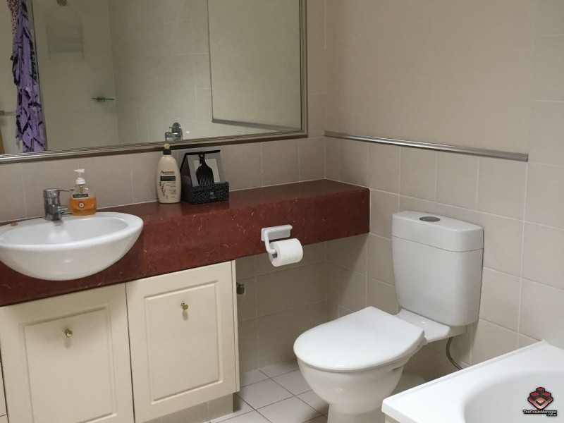 Hope Island QLD 4212