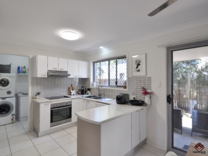 130 Jutland Street, Oxley QLD 4075