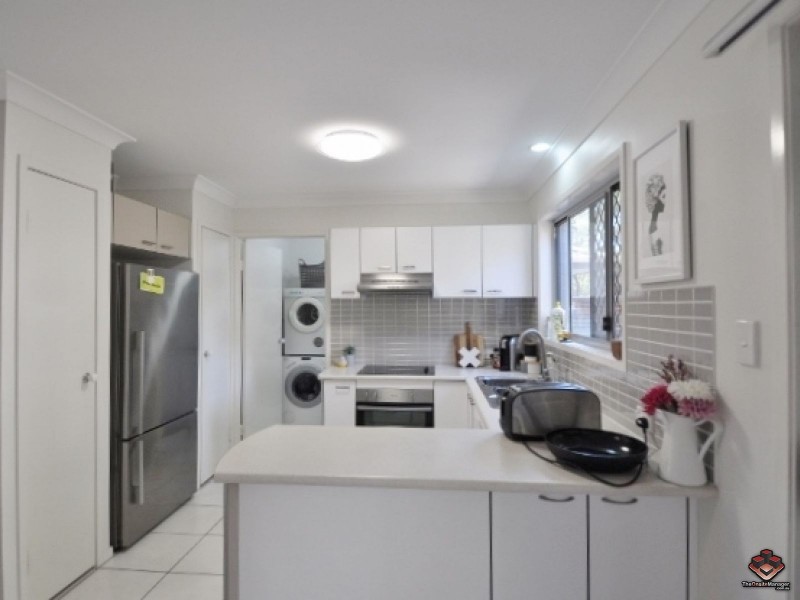 130 Jutland Street, Oxley QLD 4075